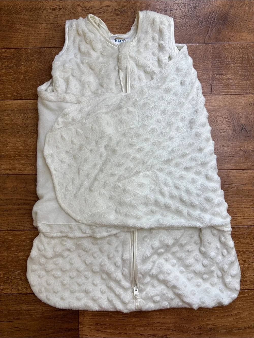 Halo 2-Pack Wearable Sleep Sacks in Light Blue and Cream